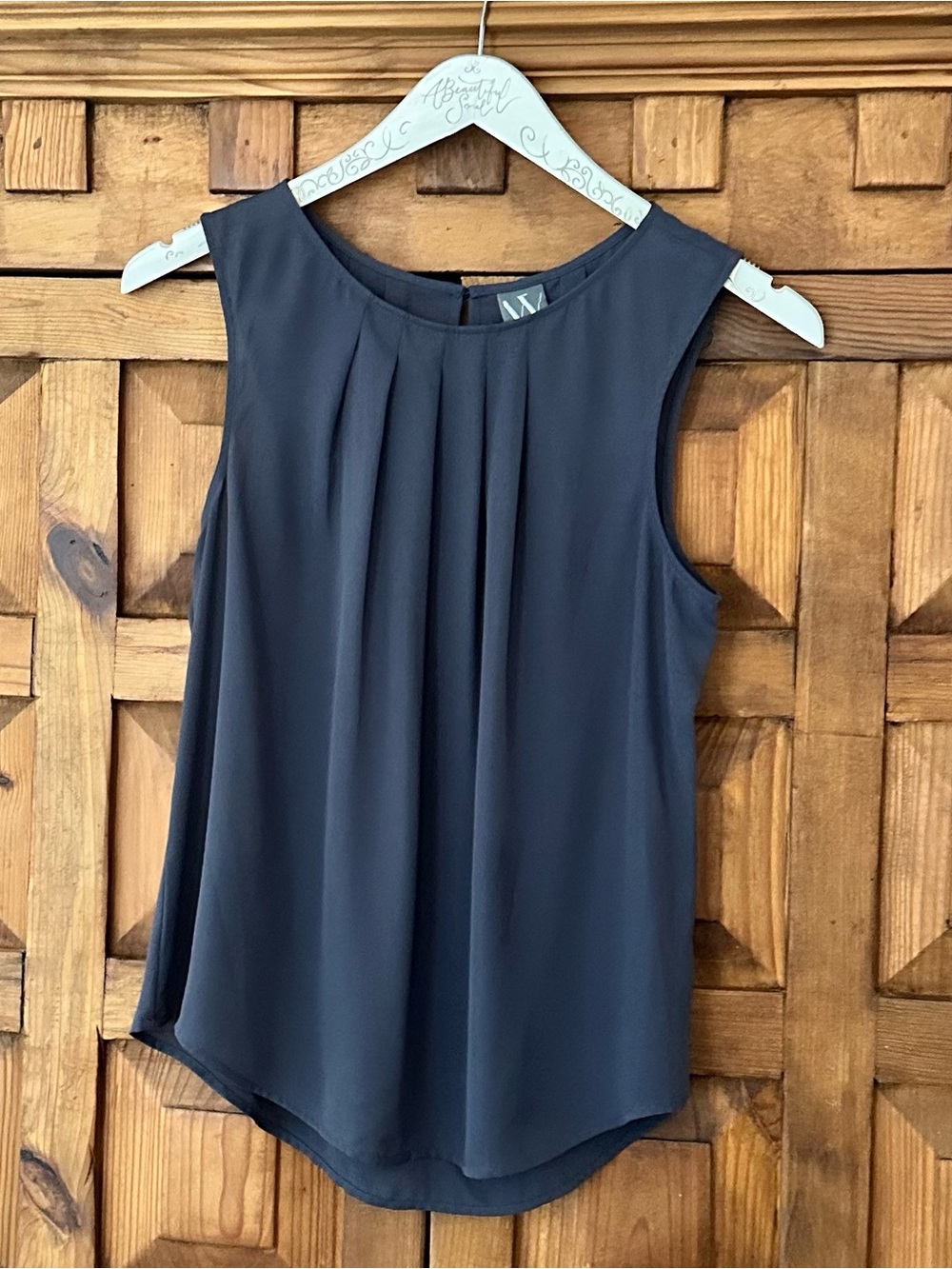 NWOT Worthington Charcoal Gray Sleeveless Pleated Shell Blouse